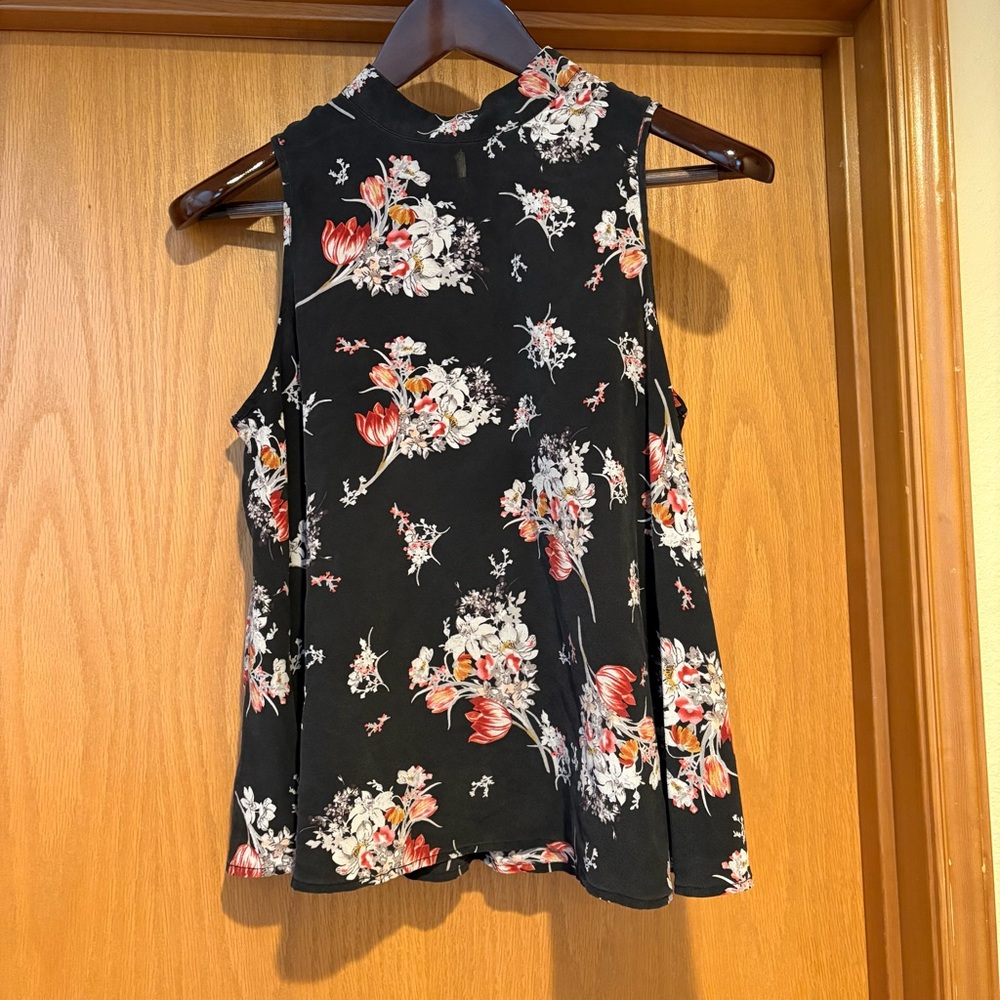 100% silk Maeve Anthropologie Floral Sleeveless Top - size small